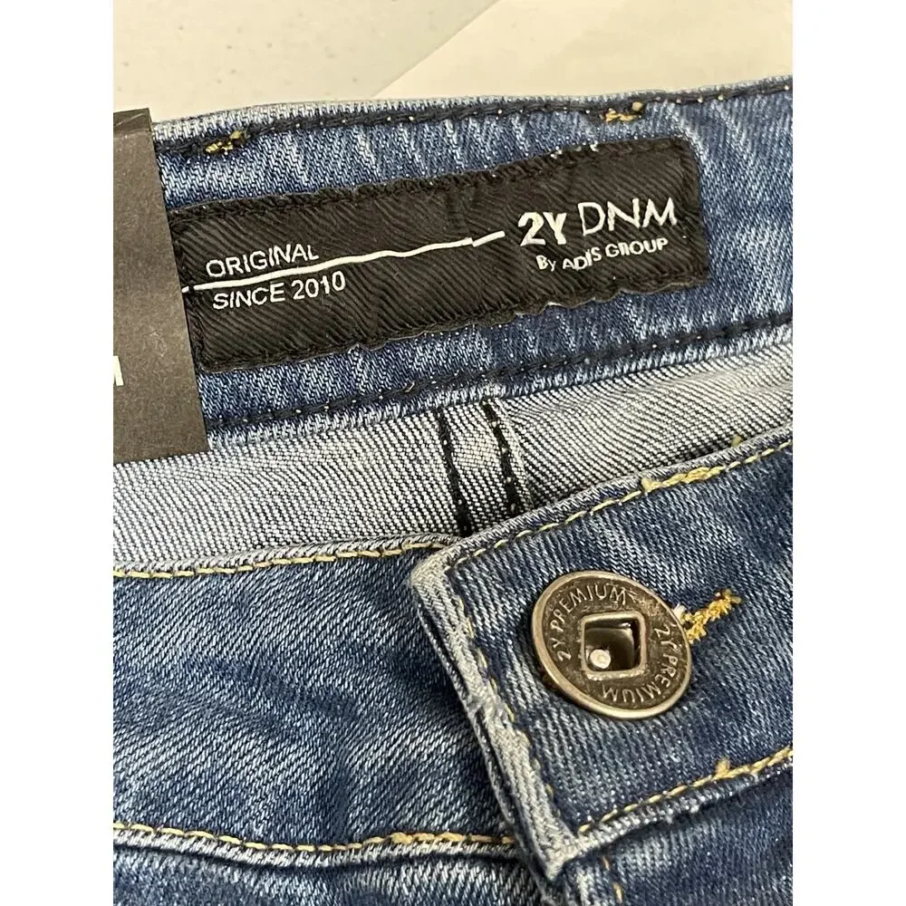 2Y Premium Jeans Mens 29x30 Atari Embroidery Joystick Ripped Destroyed N289